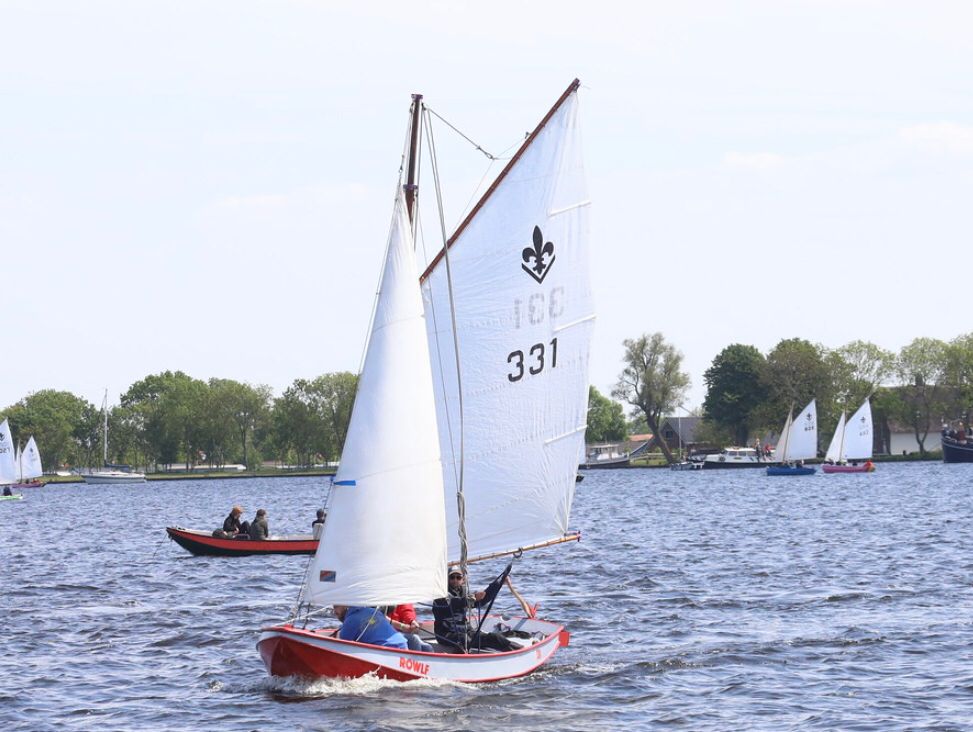 De wind in de zeilen bij de 331.